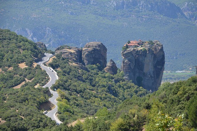 10 Day Best of Greece Tour, Olympia, Meteora, Delphi & Santorini - Piraeus Ferry to Santorini: The Move That Makes or Breaks Your Island Time