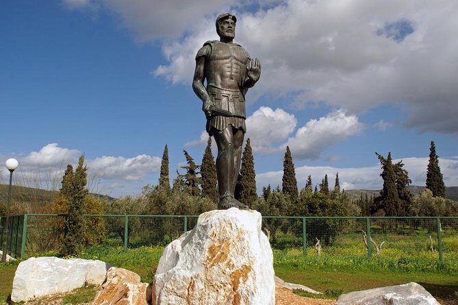 2 Days Herodotus Tour - Marathon, Thermopylae, Delphi, Thebes, Plataea, Salamis - Marathon: the burial mound, the museum stops, and running-country perspective