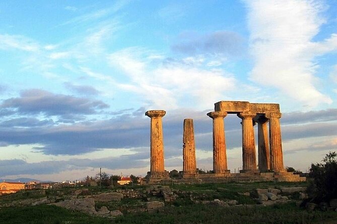 2 Days Peloponnese Tour : Ancient Olympia - Corinth, Mycenae Nafplio Epidaurus - Driver commentary versus licensed site guidance