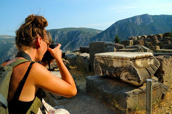 2 Days Private Tour/ Delphi (Apollo Oracle) & Meteora (Orthodox Monasteries) - Delphi Archaeological Museum: Charioteer, Sphinx of Naxians, and family devotion