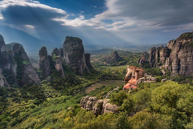 3 Days Private Tour: Delphi & Meteora - Why Delphi and Meteora feel smoother with private driving