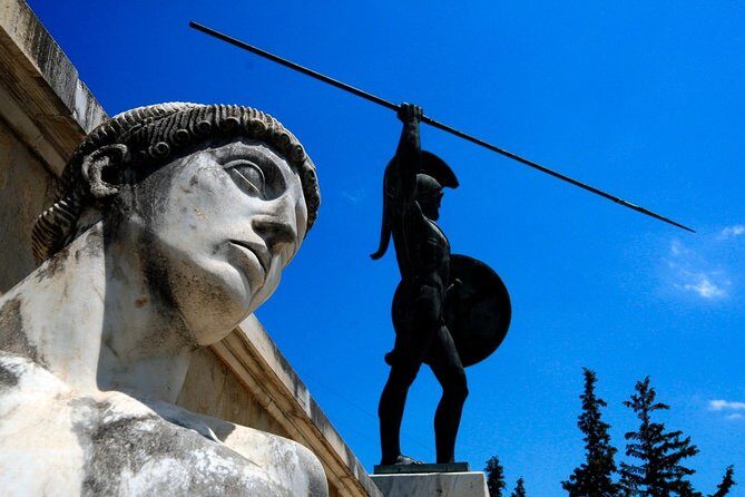 3 Days private tour- Meteora Rocks & Monasteries, Delphi/ Apollo Oracle, Thebes - Key highlights you can plan around