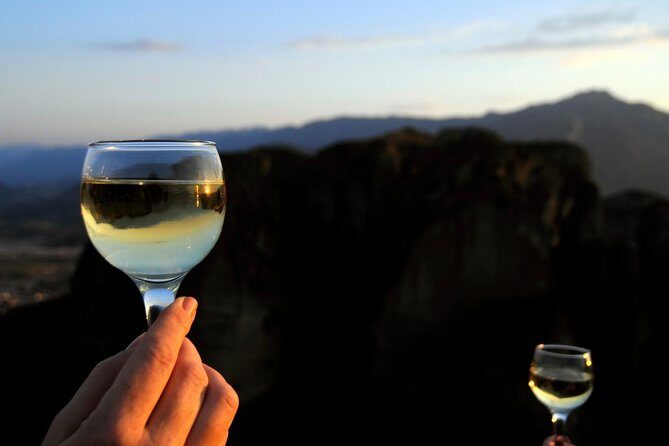 3 Days private tour- Meteora Rocks & Monasteries, Delphi/ Apollo Oracle, Thebes - Practical tips so the route stays enjoyable