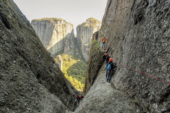 3-Hour Hiking and Scramble Guided Tour of Great Saint in Meteora - The first stretch: Kastraki setup time (30 minutes, and what you’ll do)