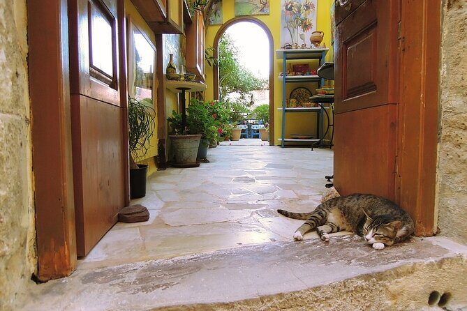 4 Day Private Tour, Crete, Santorini, Mykonos, Delos from Athens - Upgrades and Optional Tours: When They Actually Pay Off