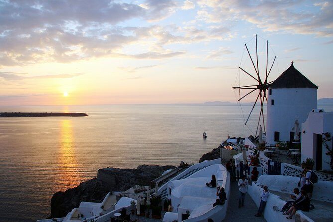 4 Day Private Tour to Paros, Mykonos, Santorini, - Day 3: Mykonos to Santorini, Fira on the caldera, and an optional sunset cruise