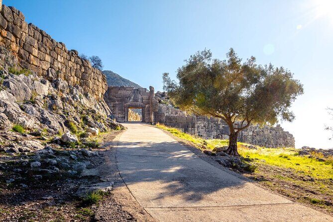 5-Day Ancient Greece & Zakynthos Turtle Island Tour - Day 5: Meteora monasteries at Varlaam and St Stephan, plus Thermopylae and a final Athens drop-off