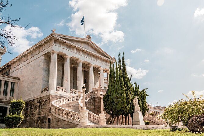 8-Day Classic Greece Tour: Athens, Epidaurus, Mycenae, Olympia, Delphi & Meteora - Day 6: Delphi Museum first, then the Meteora transition