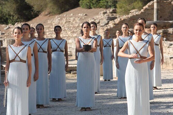 "A Day in Ancient Olympia:The Cradle of the Olympics Games" - Isthmus of Corinth: a quick stop with big engineering drama