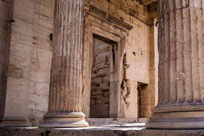 A powerful Athens Segway tour. Semi-private Historical and Contemporary Tour - Getting your bearings fast: why this Athens Segway tour works for first-timers
