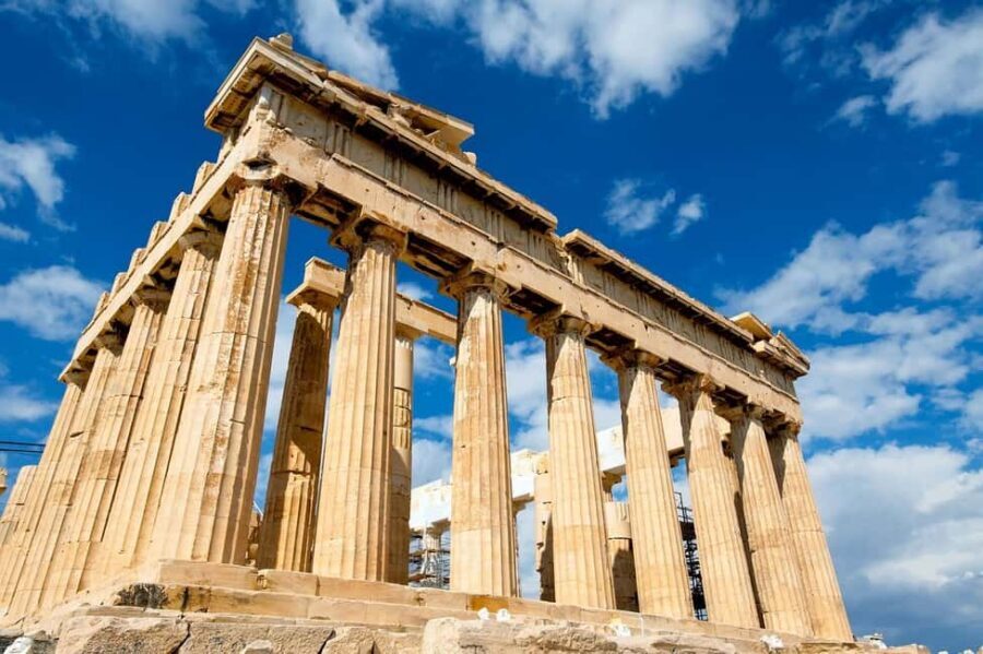 Acropolis: 3D representations & audiovisual self-guided tour - Finding your way: the Red Line to Acropolis station and a simple walk in