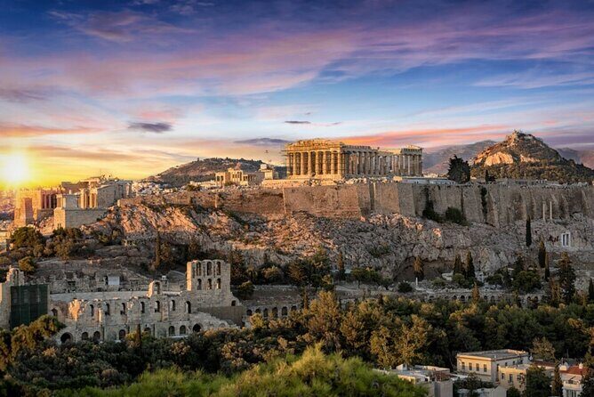 Acropolis and Athens Sightseeing half day Spanish guided tour - The real value: Spanish guidance that keeps the day moving