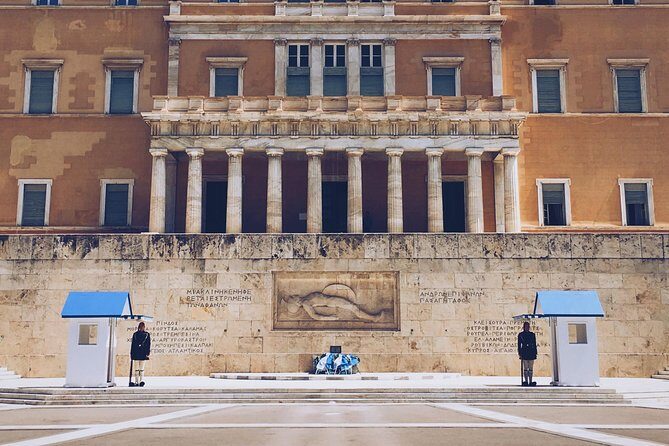Acropolis Walking Tour with Professional Guide & Transportation - Tomb of the Unknown Soldier: the modern ritual that interrupts the ruins