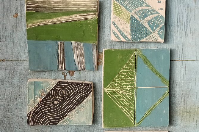 Adult Youth Set Free Ceramics Workshops Artemida - Clay to color: the techniques that make your work look intentional