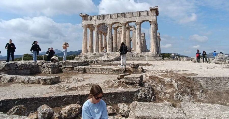 Aegina Island & Temple of Athina Aphaia Private Day Tour - The coffee break in Aegina town: where the day turns pleasant