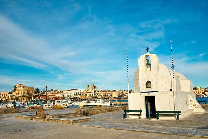 Aegina town walking tour - Saint Nikolas o Thallasinos and the Pier: Harbor Clues First