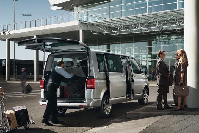 Airport Transfer/ Athens Greece - Communication That Actually Helps: WhatsApp and Clear Instructions