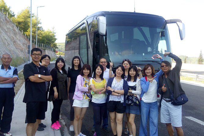 AIRPORT TRANSFER to/from hotel (up 14 in a luxurious Minibus ) - Key things to know before you book