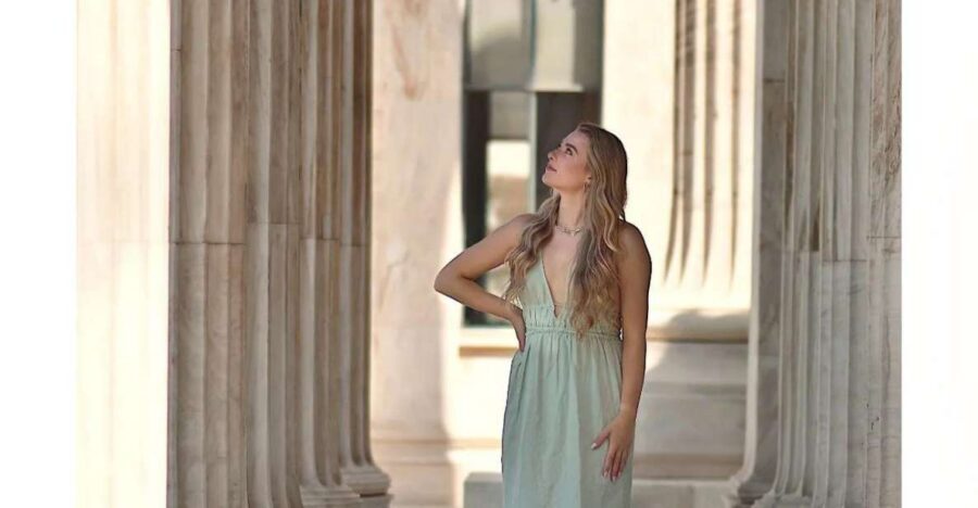 Ancient Greece Photoshoot - Who This Works Best For (and Who Might Be Frustrated)