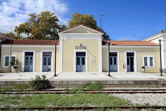 Ancient Olympia and Pyrgos Walking Tour including Private Escort - Pyrgos time: town square, museum area, and Apollon Theater
