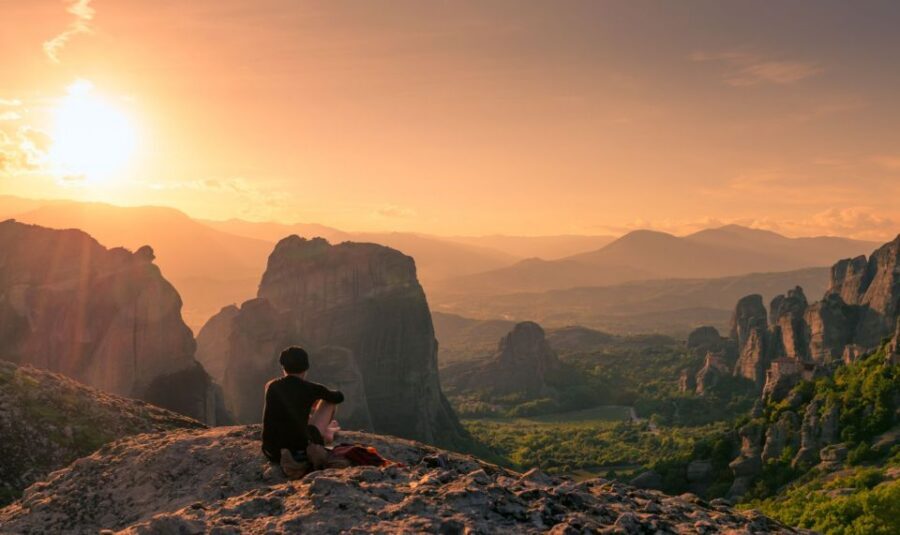 Athens: 3-Day Trip to Meteora with Tours, Museum & Hotel - Hotel and group size: where comfort meets the cliff schedule