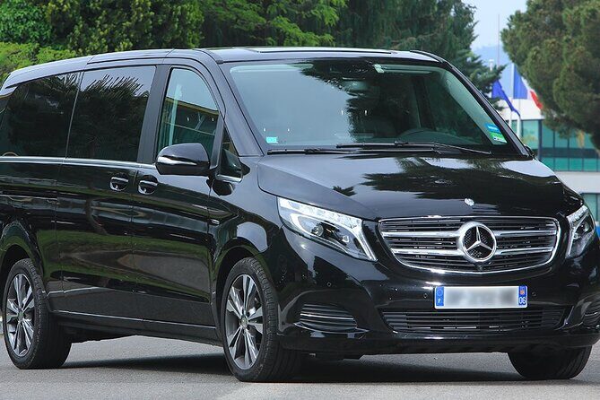 Athens Airport Private Transfer To Athens City - Meet-and-Greet at Athens International Airport: Sign + Flight Tracking