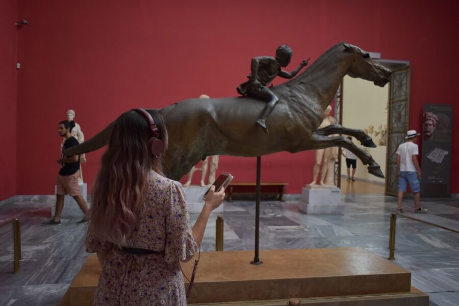 Athens: Archaeological & Acropolis Museum Entry & Audio Tour - The audio tour format: offline maps, text, and narration