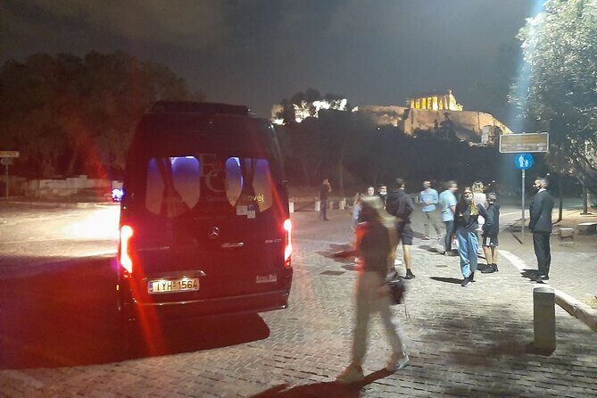 Athens By Night 4 Hours Open Tour - Temple of Olympian Zeus: Massive Columns, Even When the Details Are Dark