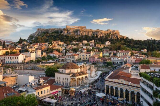 Athens by night - Anafiotica’s small streets: when Athens goes quietly charming