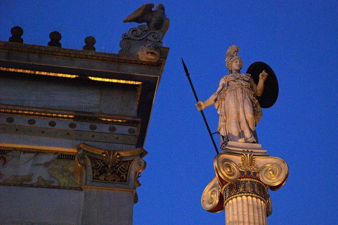 Athens by Night private tour /4 hours ( music & Folklore dance) - The real appeal: illuminated Athens, not a museum run