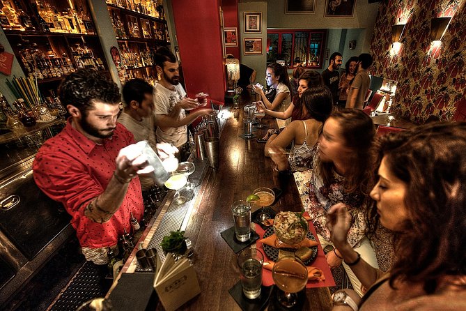 Athens by Night: Small Group Sightseeing with Drinks and Food Tasting - Start in Monastiraki area: your evening base camp