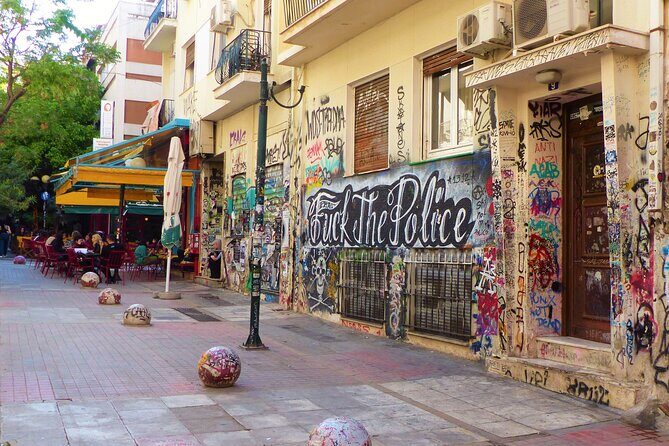 Athens City of Rebellion Small-Group Walk - National and Kapodistrian University: students as political drivers