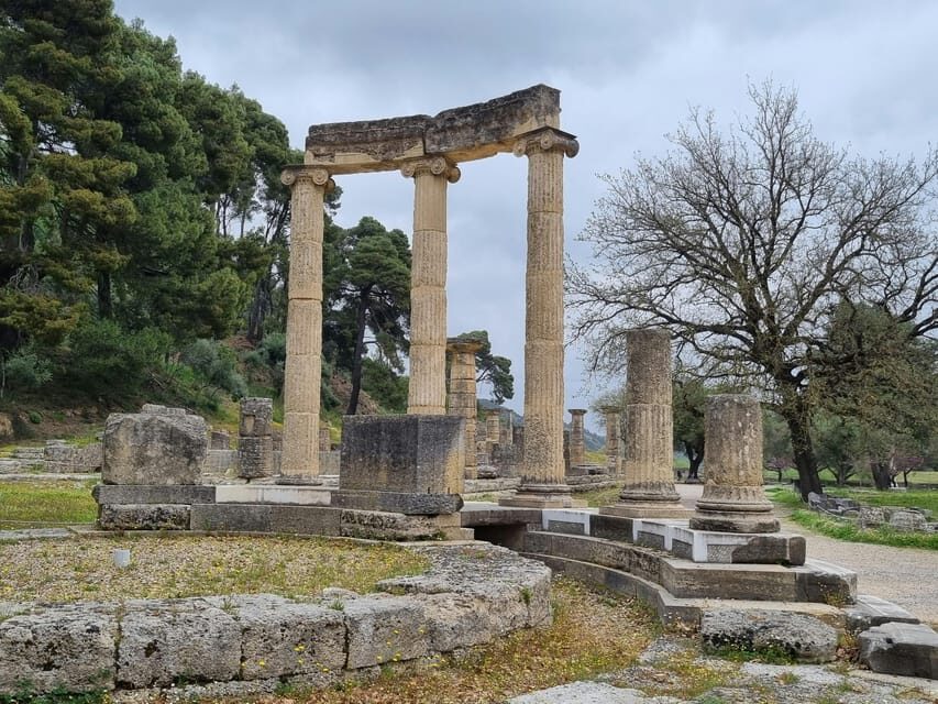 Athens: Corinth Canal and Ancient Olympia Private Trip - Corinth Canal photo stop: short, scenic, and very old-tech