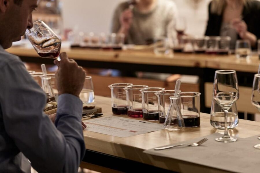Athens: Create Your Own Wine-Workshop under the Acropolis - Your label design: a small craft moment with real personality