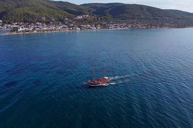 Athens Day Cruise: 3 Islands Tour in the Saronic Gulf with Lunch - Entering the day: Marina Zeas, pickup, and how the timing works