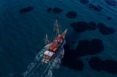 Athens Day Cruise: 3 Islands Tour in the Saronic Gulf with Lunch - Agistri stop: beaches, Megalochori streets, and using your 90 minutes