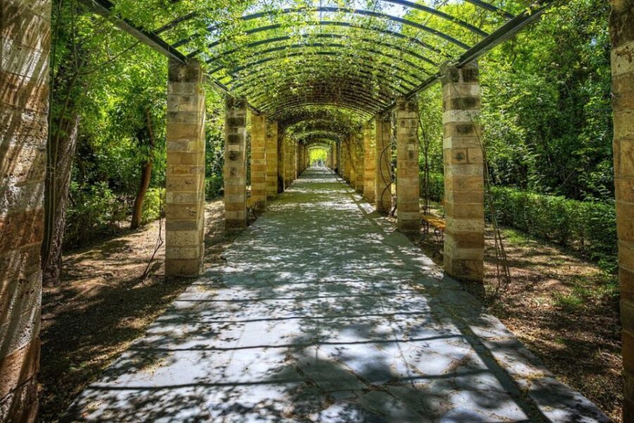 Athens Escape City Game "The Journey Through Time" - National Garden with Queen Amalia themes: a calmer section of the route