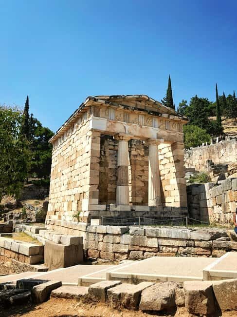 Athens: Full Day Trip Delphi and Arachova - Delphi Archaeological Museum: Where the Story Gets Real
