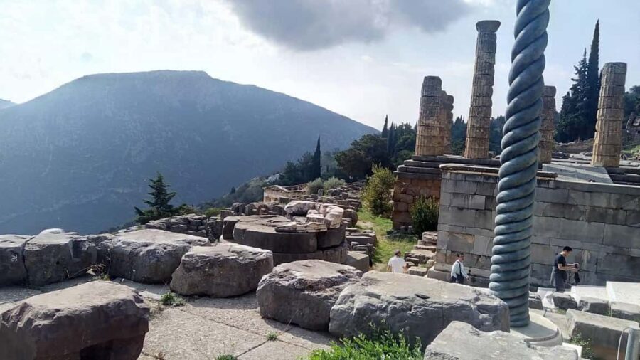 Athens: Full Day Trip Delphi and Arachova - Arachova and Levadia: Central Greece Without the Pressure