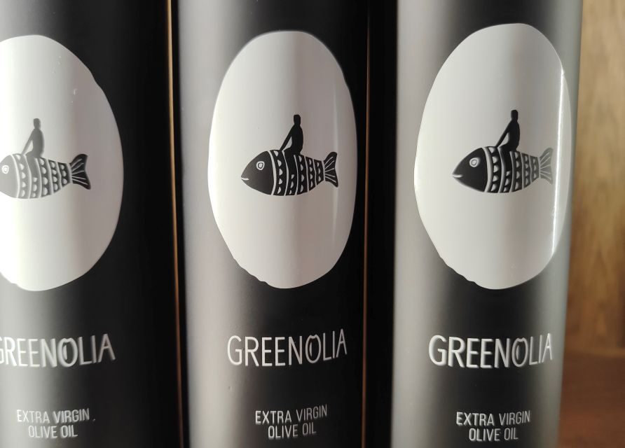 Athens: Greek Wine & Olive Oil Tasting at Brettos Plaka - Wine vs. olive oil: the simple idea that improves everything you taste