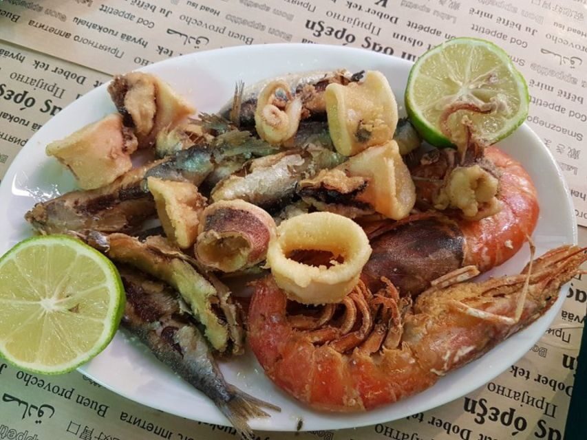 Athens: Guided Tour of 10+ Tastings of Authentic Greek Food - Historic Greek coffee and sesame kouloúria: the flavor setup