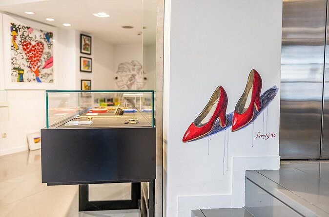 Athens Half Day Small Group Shopping Tour - What to bring so the tour feels easy