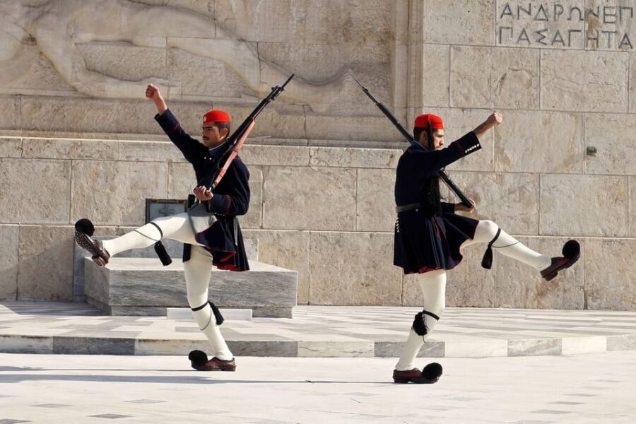 Athens: Hop-On-Hop-Off & Acropolis & Acropolis Mus.& 3 audio - What to pack and what to watch for