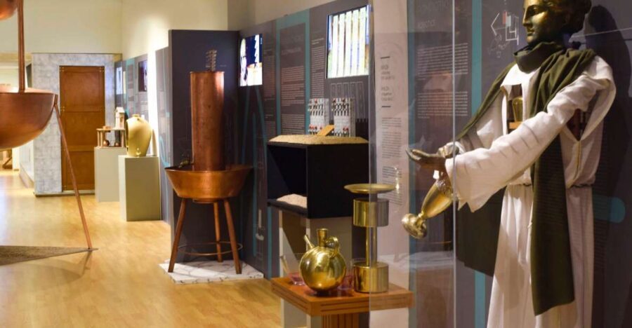 Athens: Kotsanas Ancient Greek Technology Museum Guided Tour - The museum setting: Art Nouveau in the middle of Athens