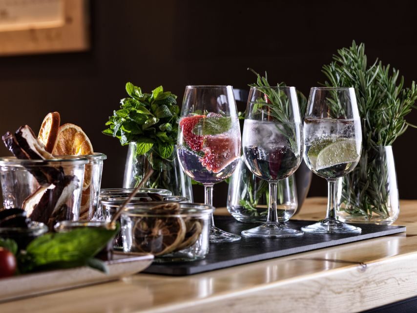 Athens: Mediterranean Gin Tasting Experience - What the host teaches you about gin crafting (and how it changes what you taste)