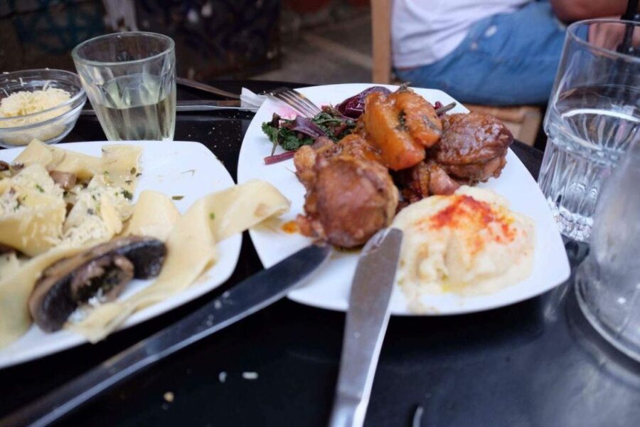 Athens: Old Town Electric Bike Tour with Local Mezes - Key points to know before you go