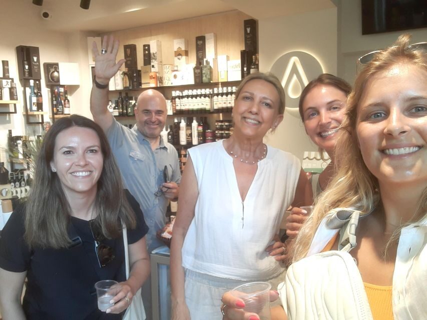 ''Athens Olive Oil Tasting'' - What you take home: professional set, local products, and the little extras