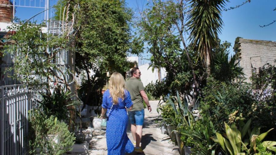 Athens: Percy Family Treasure Hunt & Tour - A family Percy-and-Medusa walk through Plaka that feels like a game
