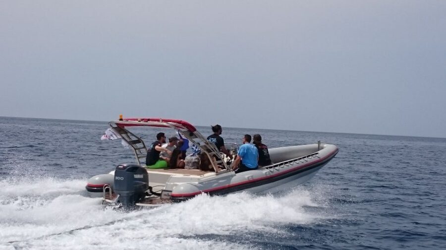 Athens: Private Cruise with Snorkeling and Swimming - From Athens hotel to Lagonissi: the easy start