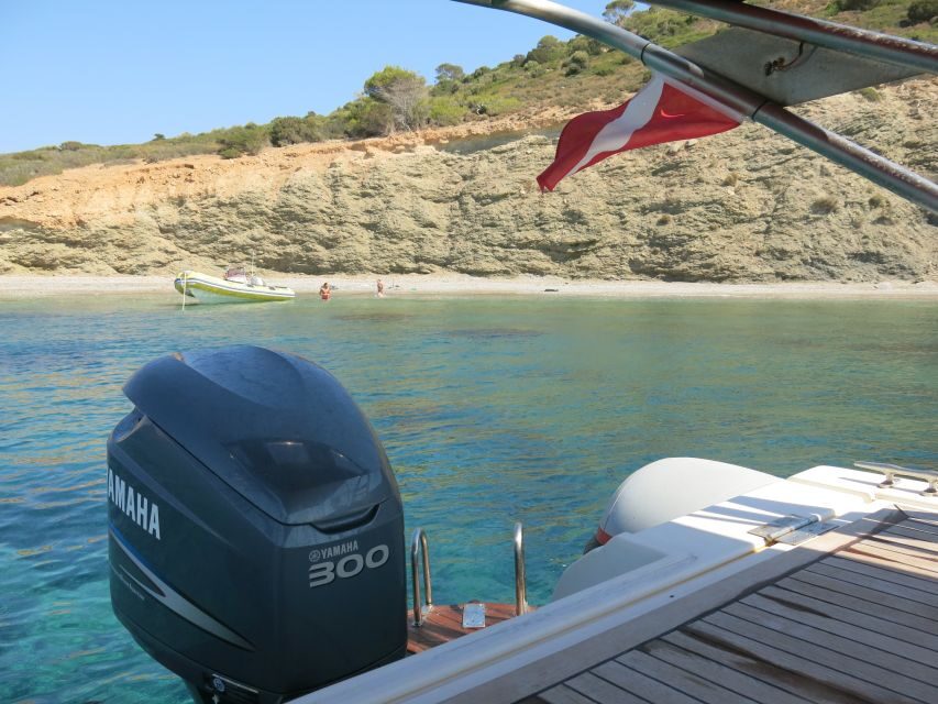 Athens: Private Cruise with Snorkeling and Swimming - The included underwater camera: free memories with a real payoff